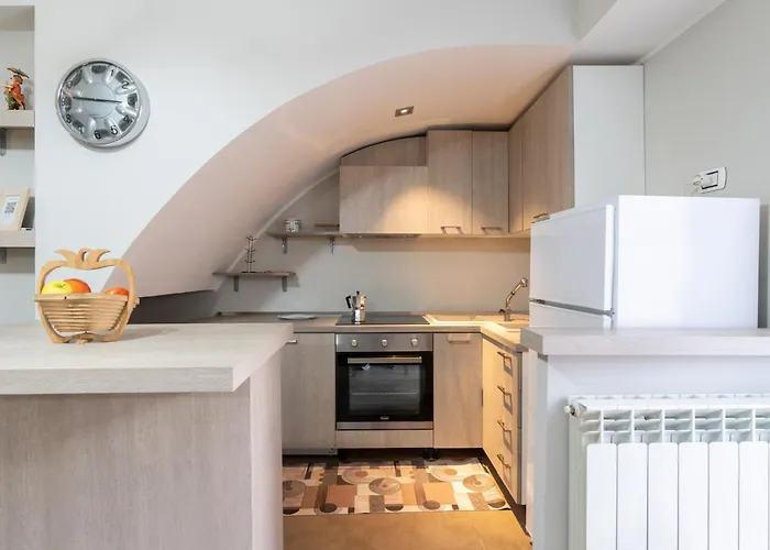 With Pool & Garden * Trani