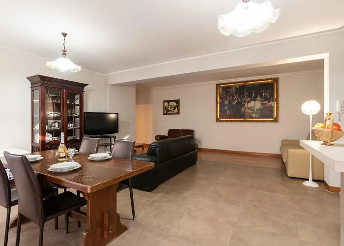 With Pool & Garden Apartamento